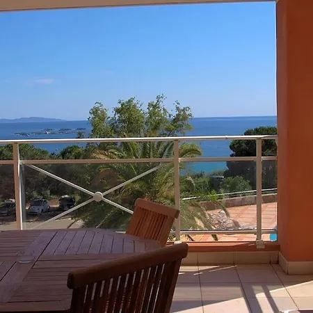 Apartmán Bel Appartement, Avec Piscine, Bord De Mer Et Vue Mer