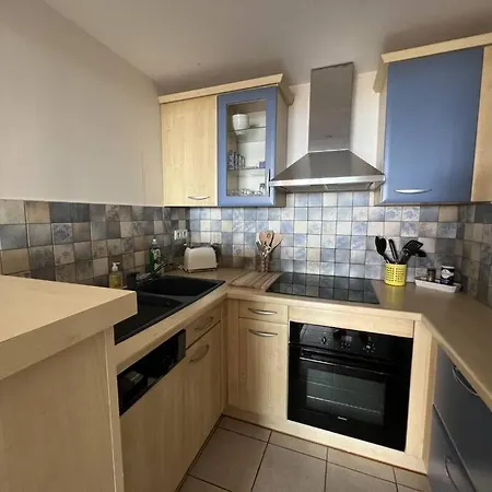 Bel Appartement, Avec Piscine, Bord De Mer Et Vue Mer Apartmán